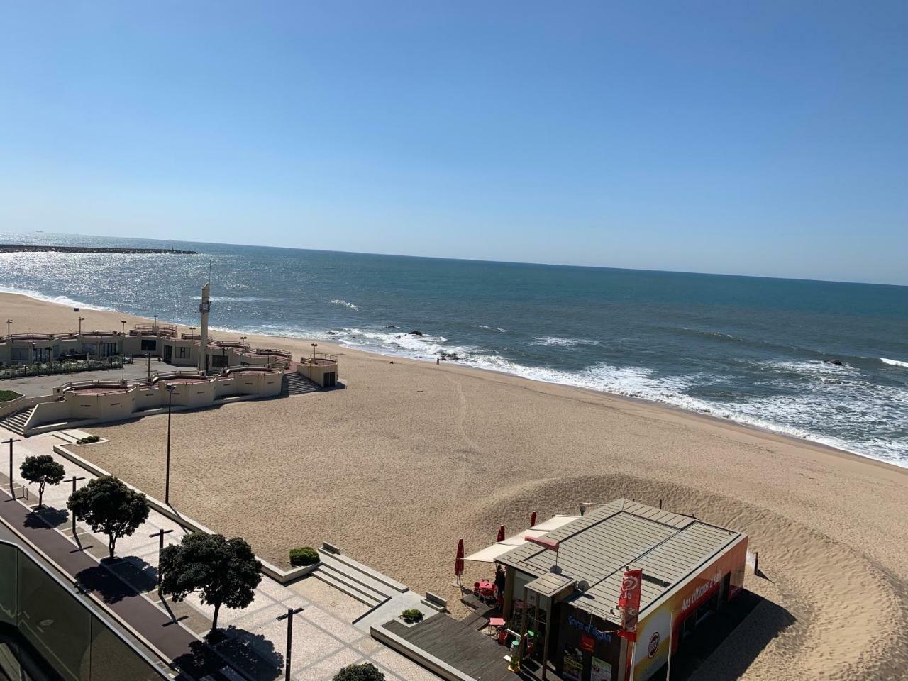 Front Beach Apartment Povoa de Varzim Exterior photo
