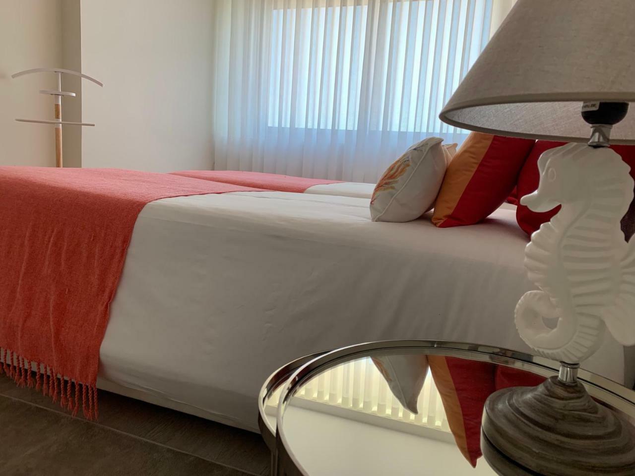 Front Beach Apartment Povoa de Varzim Exterior photo