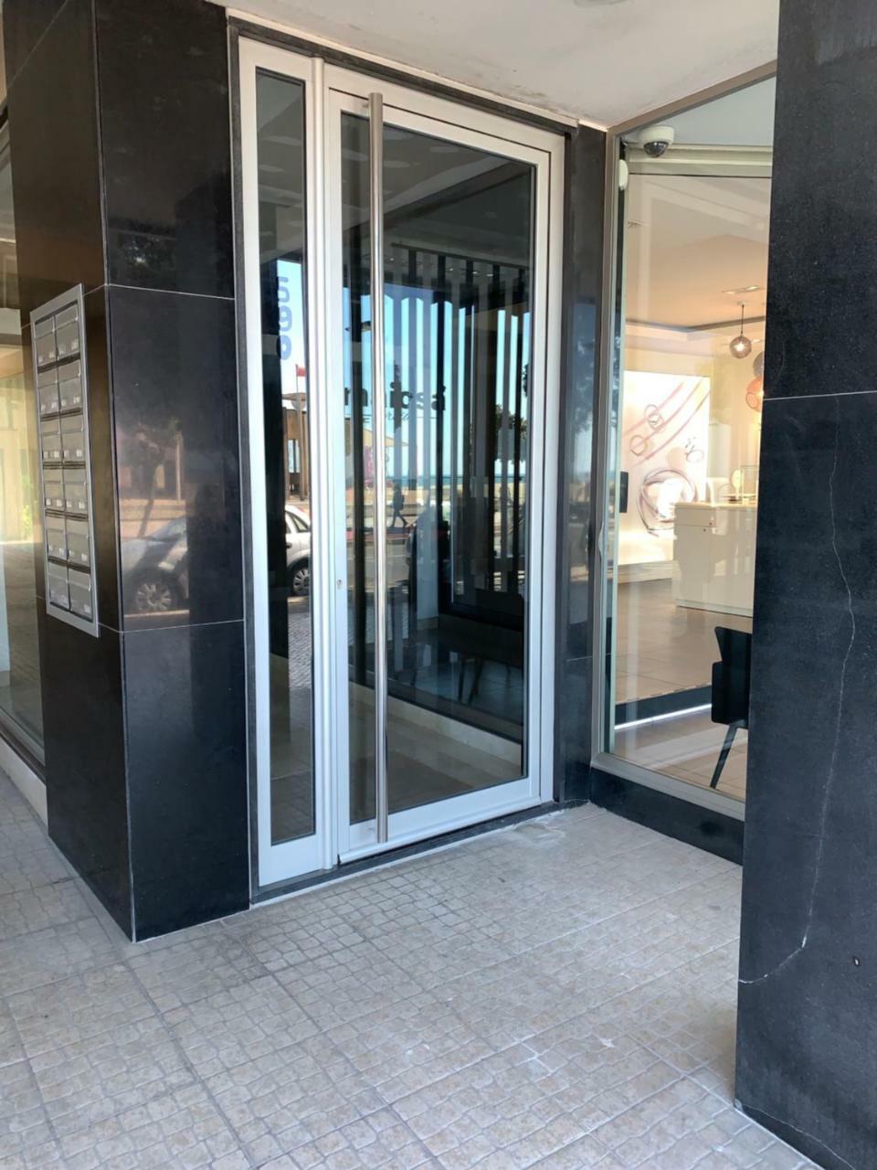 Front Beach Apartment Povoa de Varzim Exterior photo