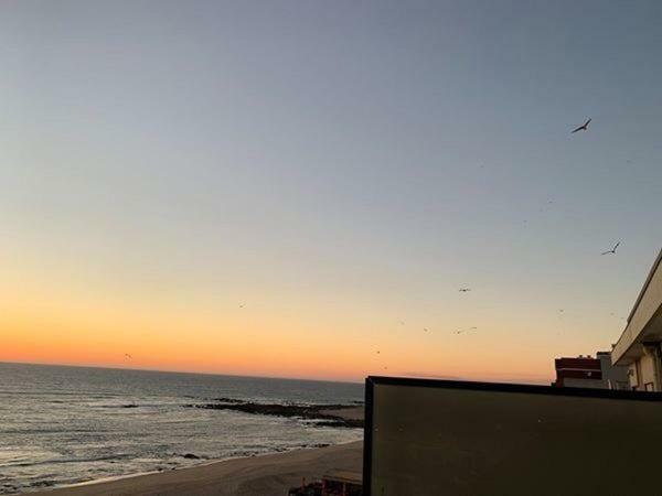 Front Beach Apartment Povoa de Varzim Exterior photo